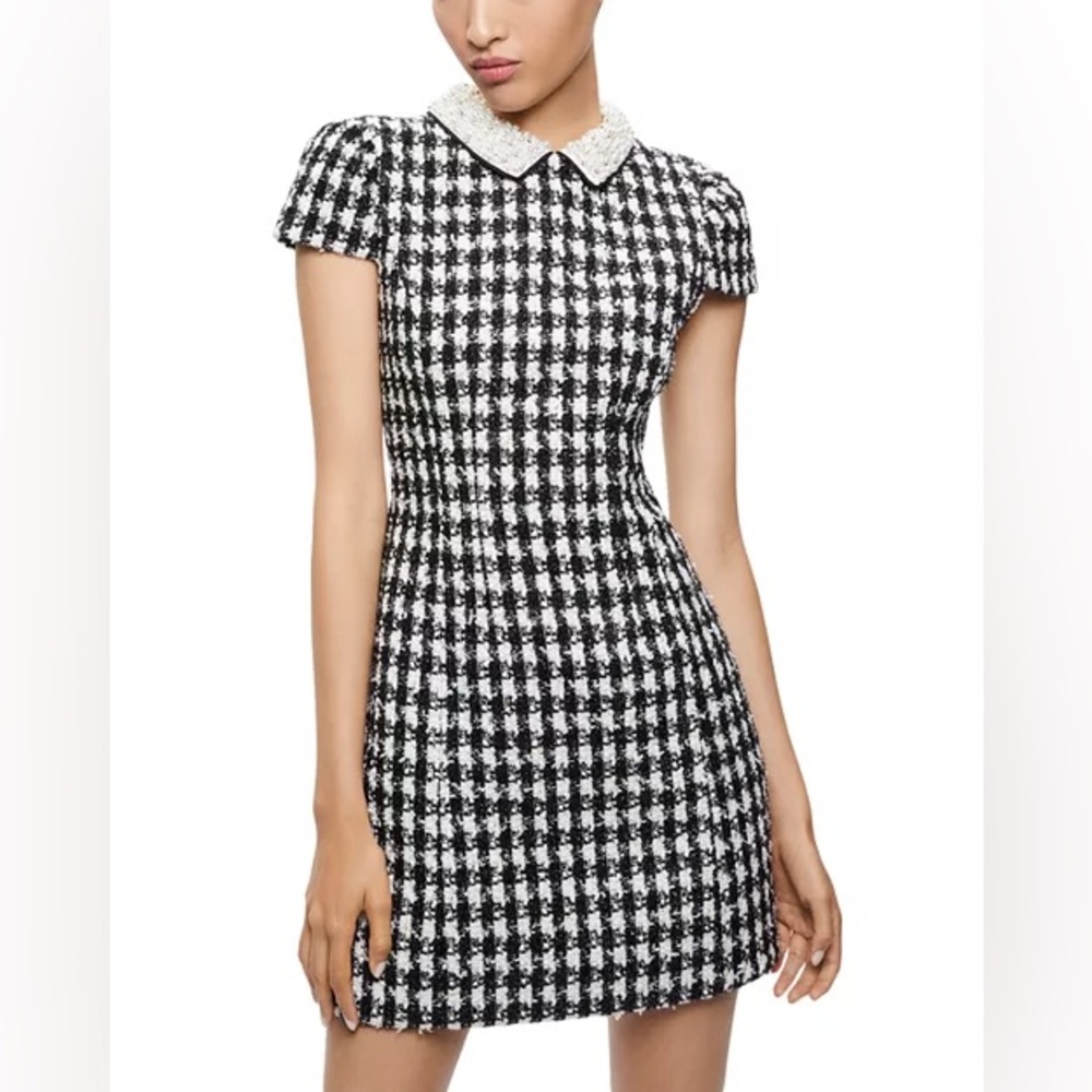 NWOT Alice and Olivia
Velia Embellished Collar Short Sleeved Dress Size 0 $595